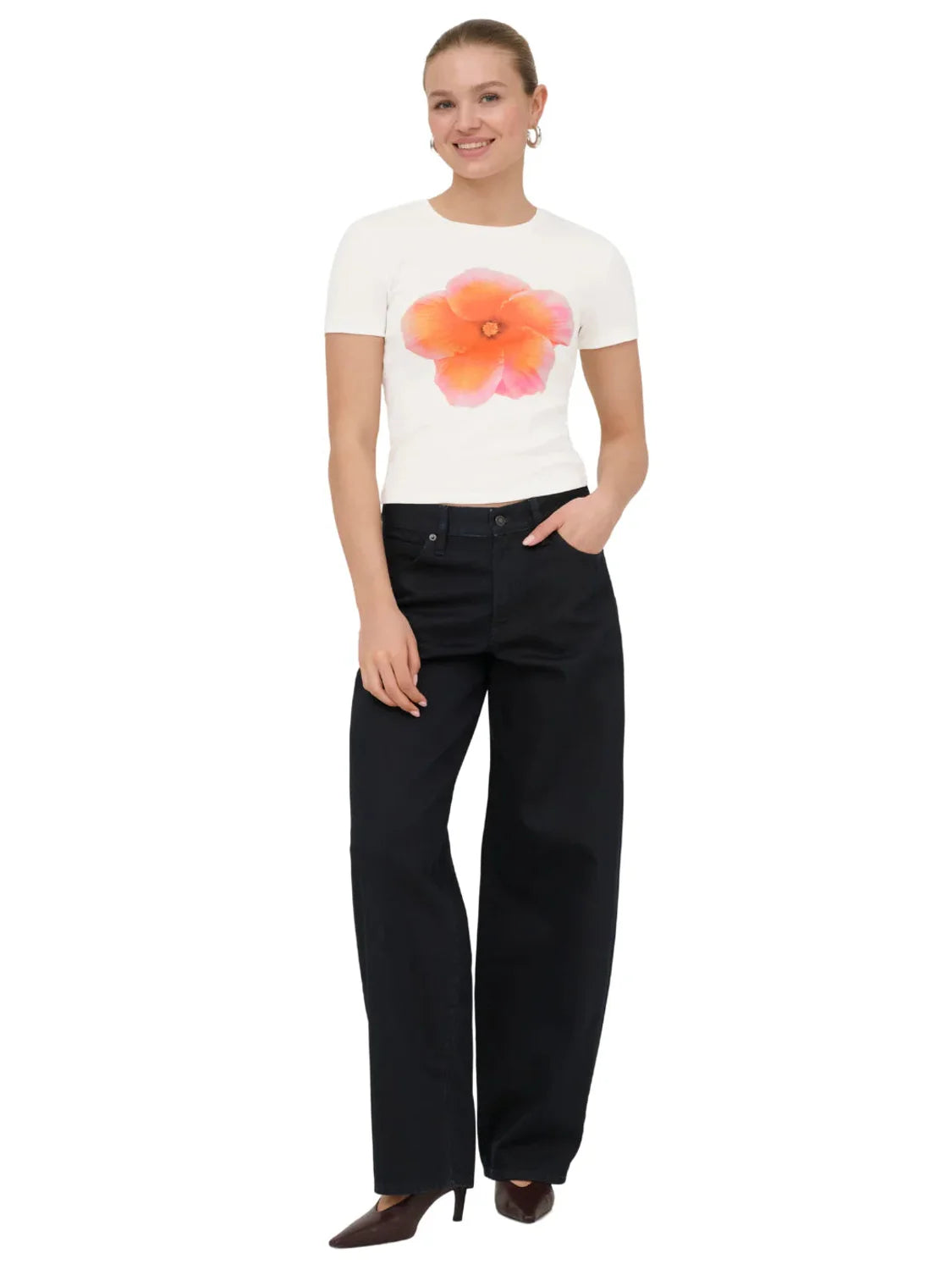 Camiseta ONLY Princess Orange Flower Blanco | Bicos de Fío