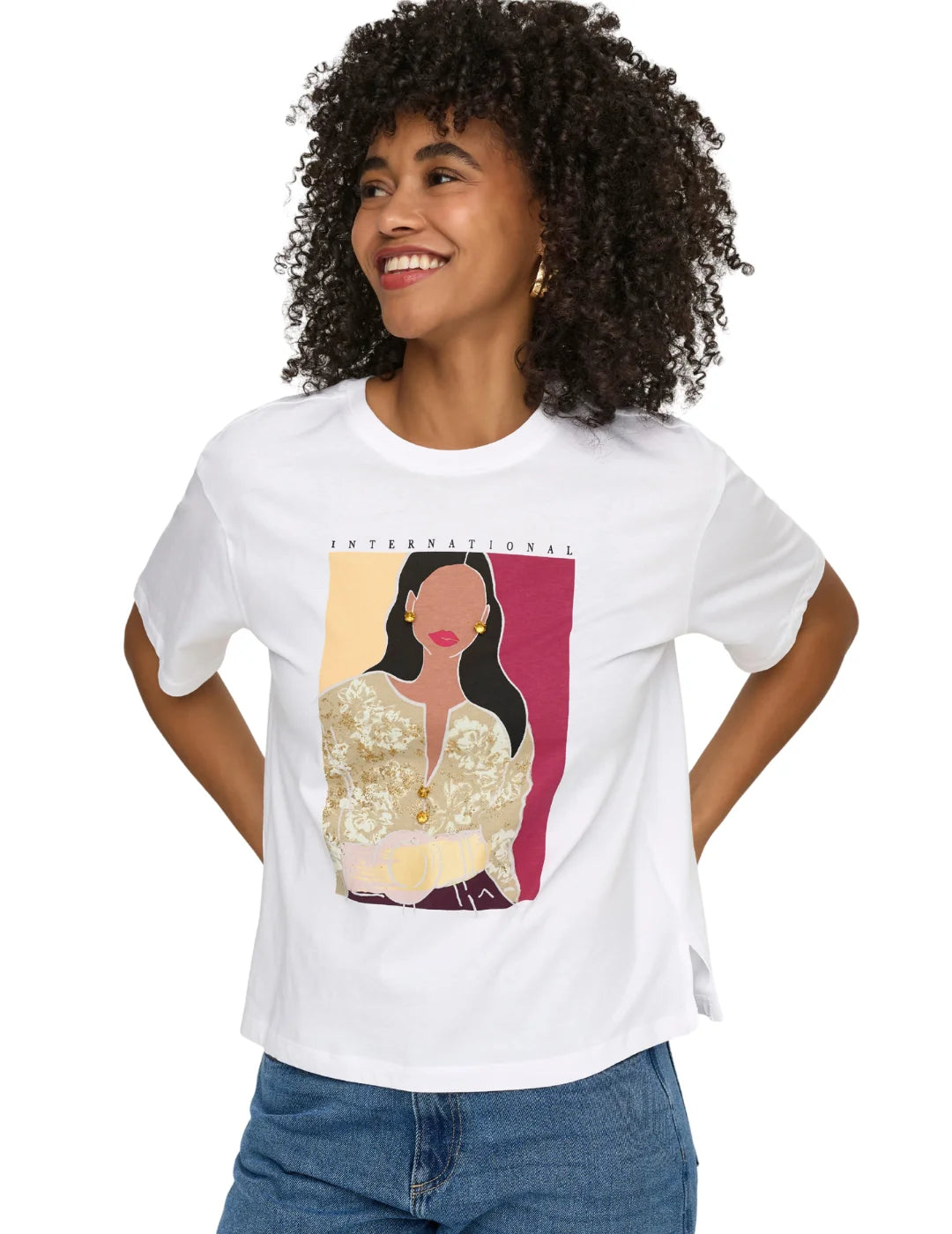 Camiseta ONLY Susan International Blanco | Bicos de Fío