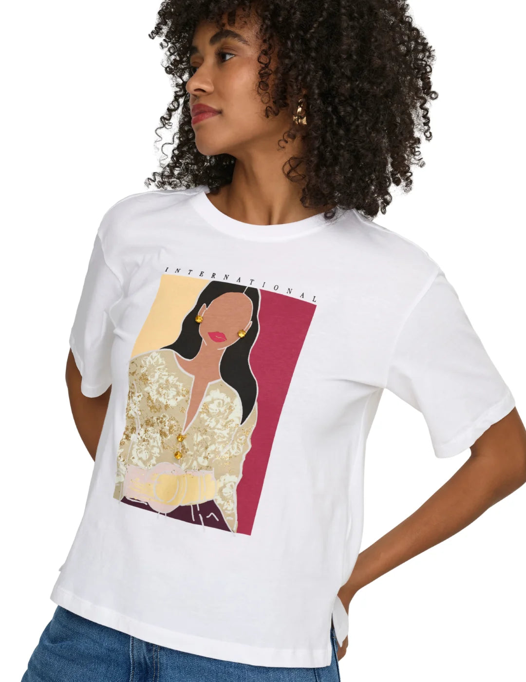 Camiseta ONLY Susan International Blanco | Bicos de Fío