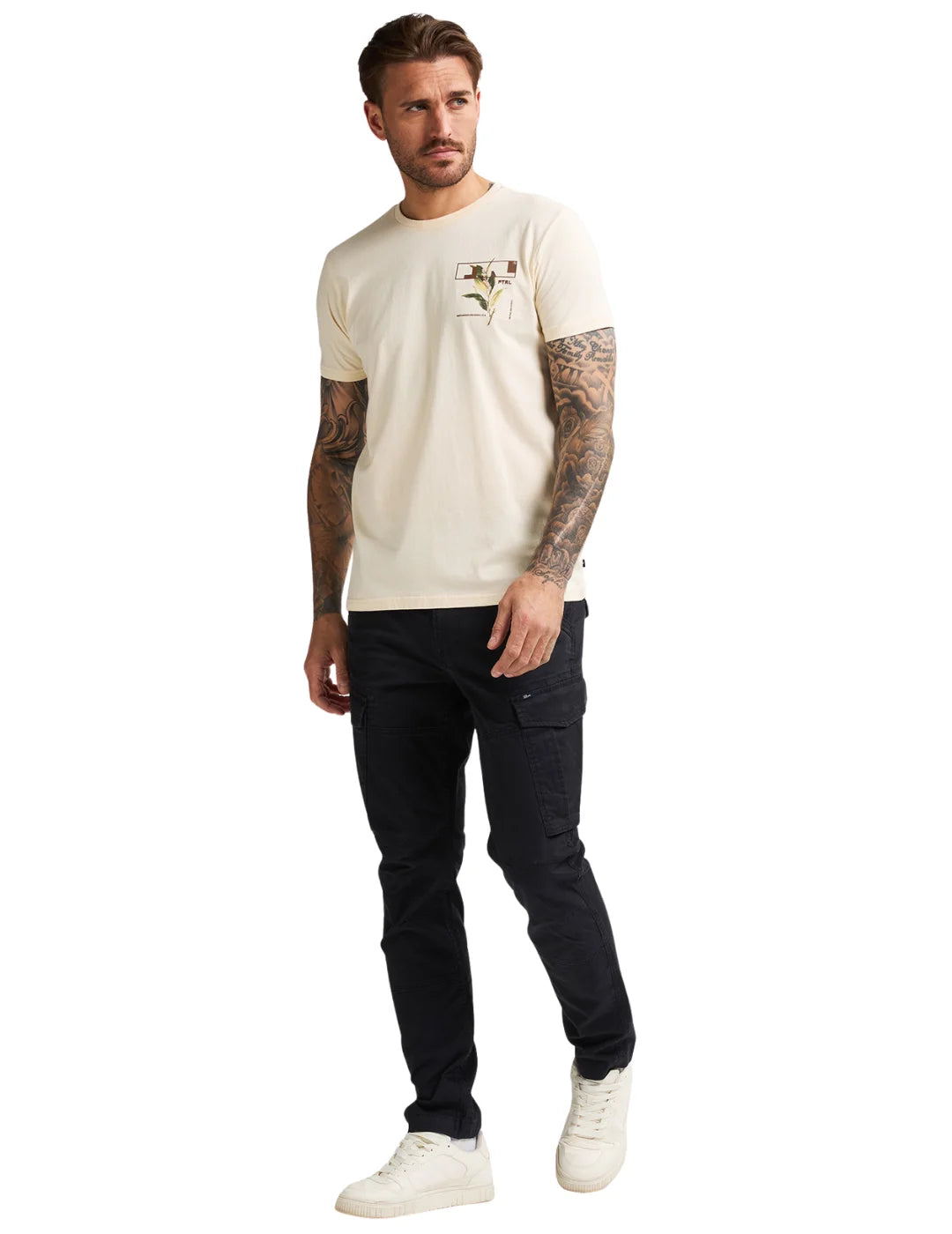 Camiseta Petrol Industries Zion Beige | Bicos de Fío