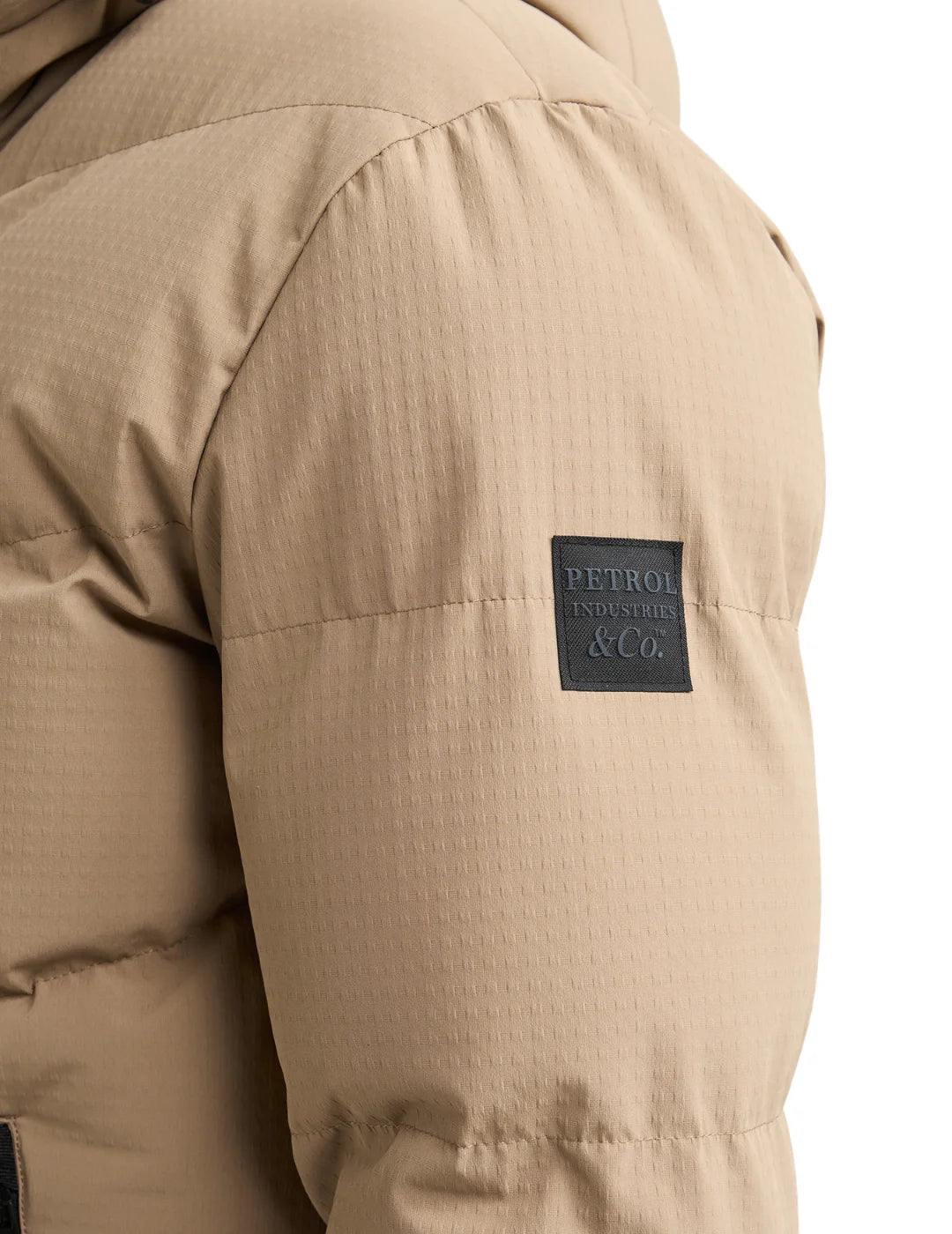 Plumas Acolchado Petrol Industries Forgejunction Beige | Bicos de Fío