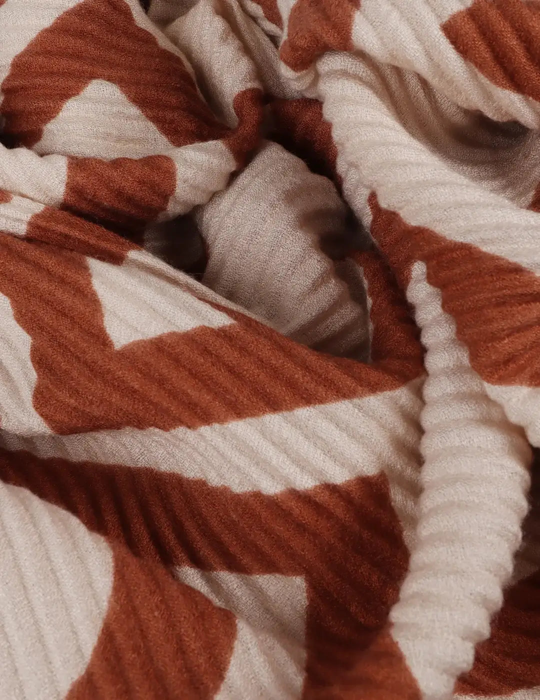 Foulard Plisado Bicolor Lola Casademunt Crudo-Marrón | Bicos de Fío