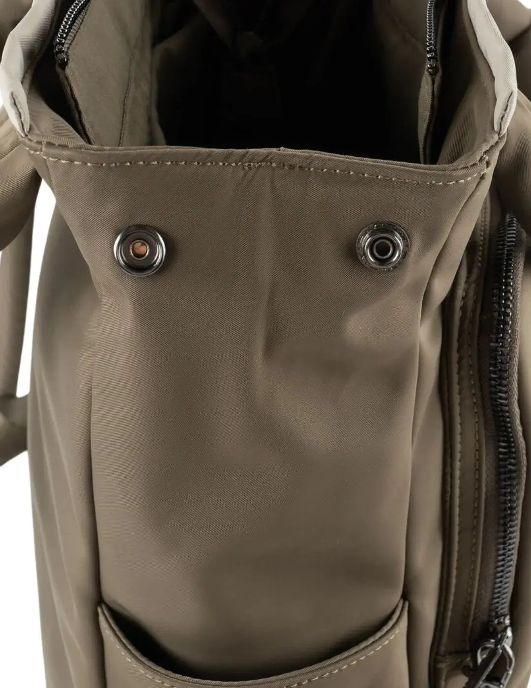 Mochila Nylon Nudo Victoria Kaki | Bicos de Fío