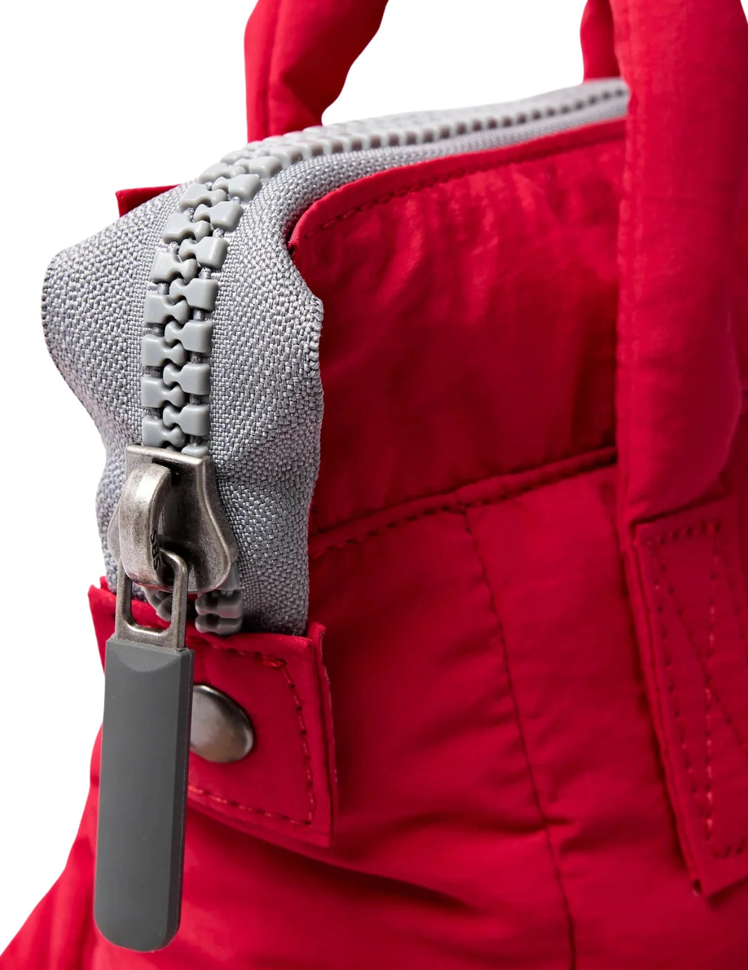 Mochila ROKA Bantry XS Taslon Chili | Bicos de Fío