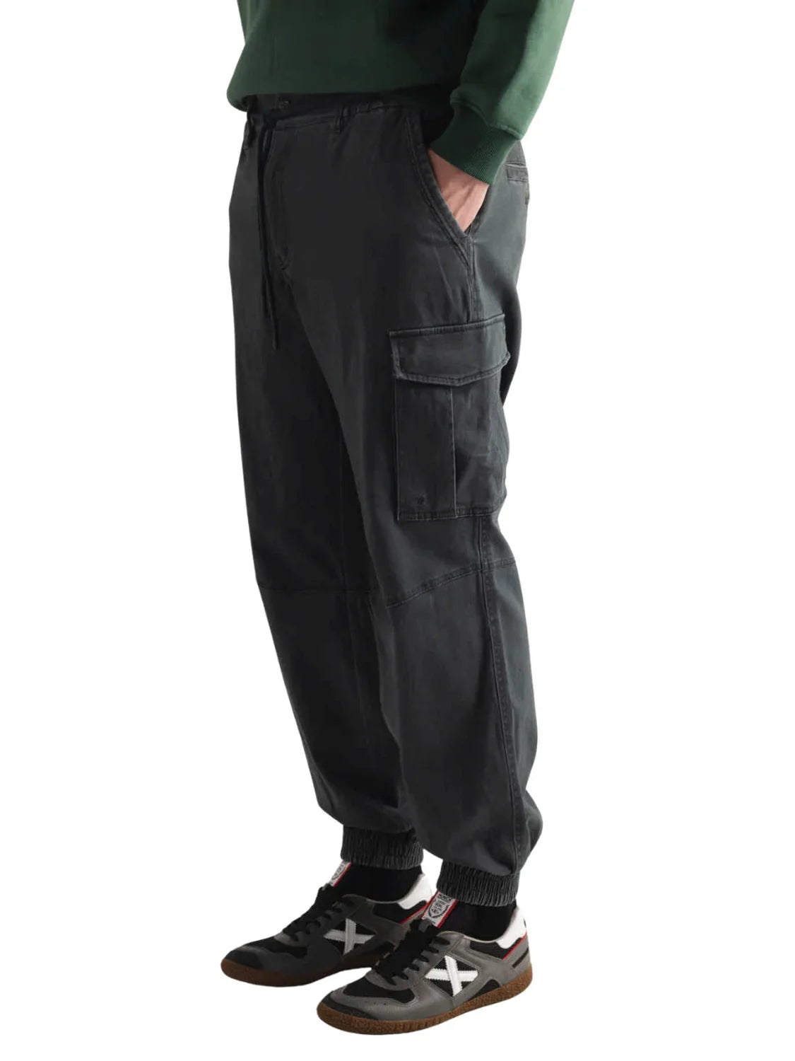 Pantalón Jogger Cargo Munich Wander Antracita | Bicos de Fío