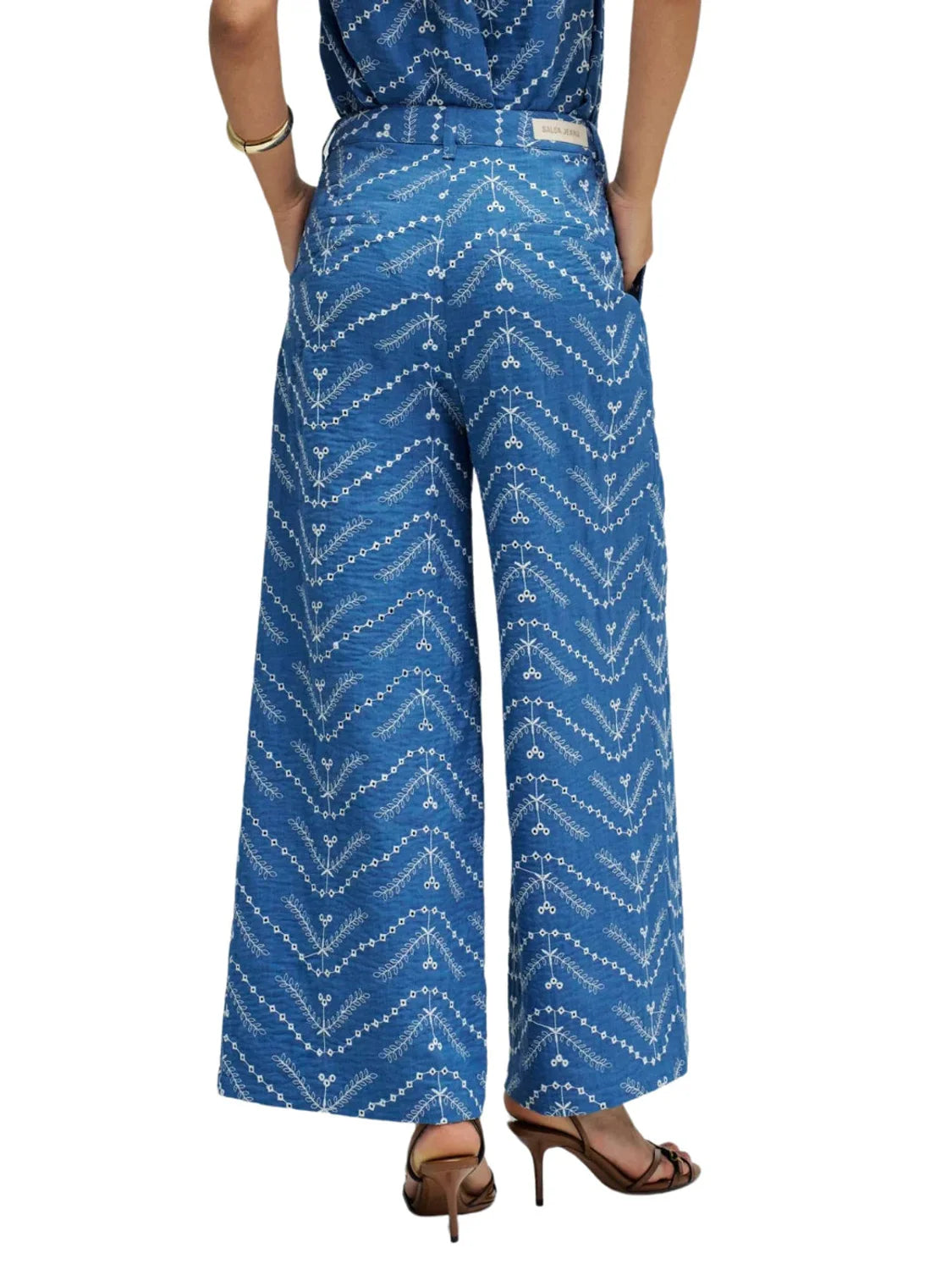 Pantalón Chino Cropped Bordados Salsa Jeans Azul | Bicos de Fío