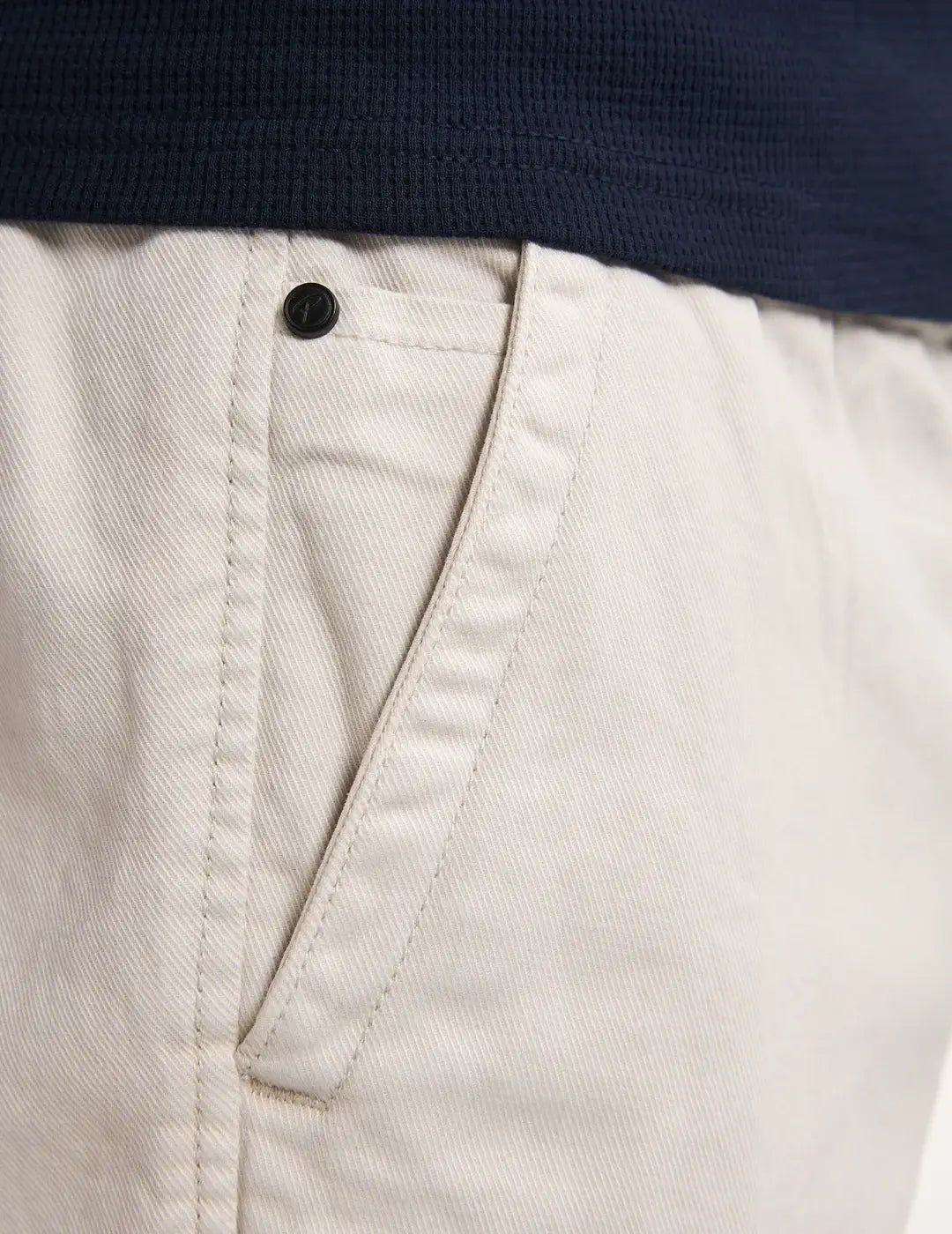 Pantalón Corto Chino Petrol Industries Parrot Crudo | Bicos de Fío