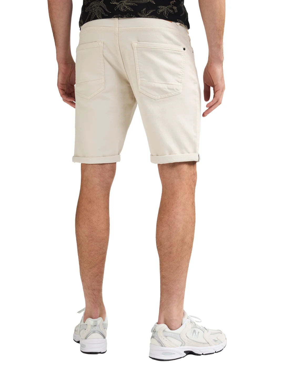 Pantalón Corto Petrol Industries Jackson Coconut Beige | Bicos de Fío