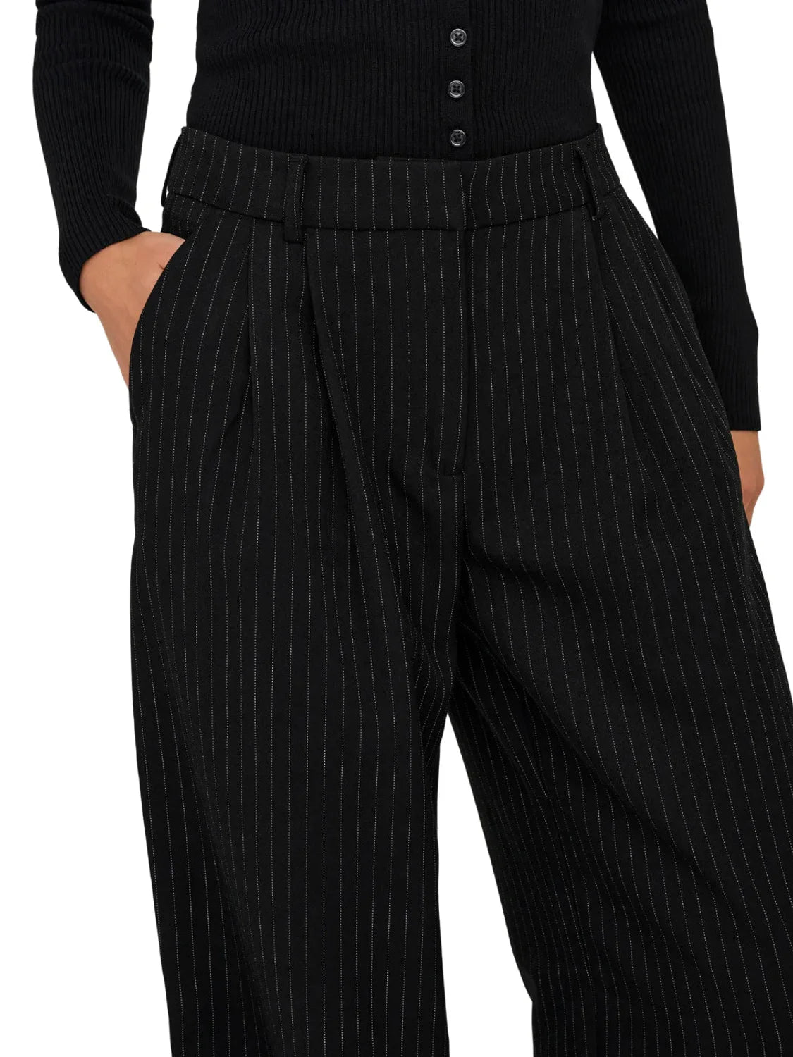 Pantalón Pinzas ONLY Reina Rayas Negro | Bicos de Fío