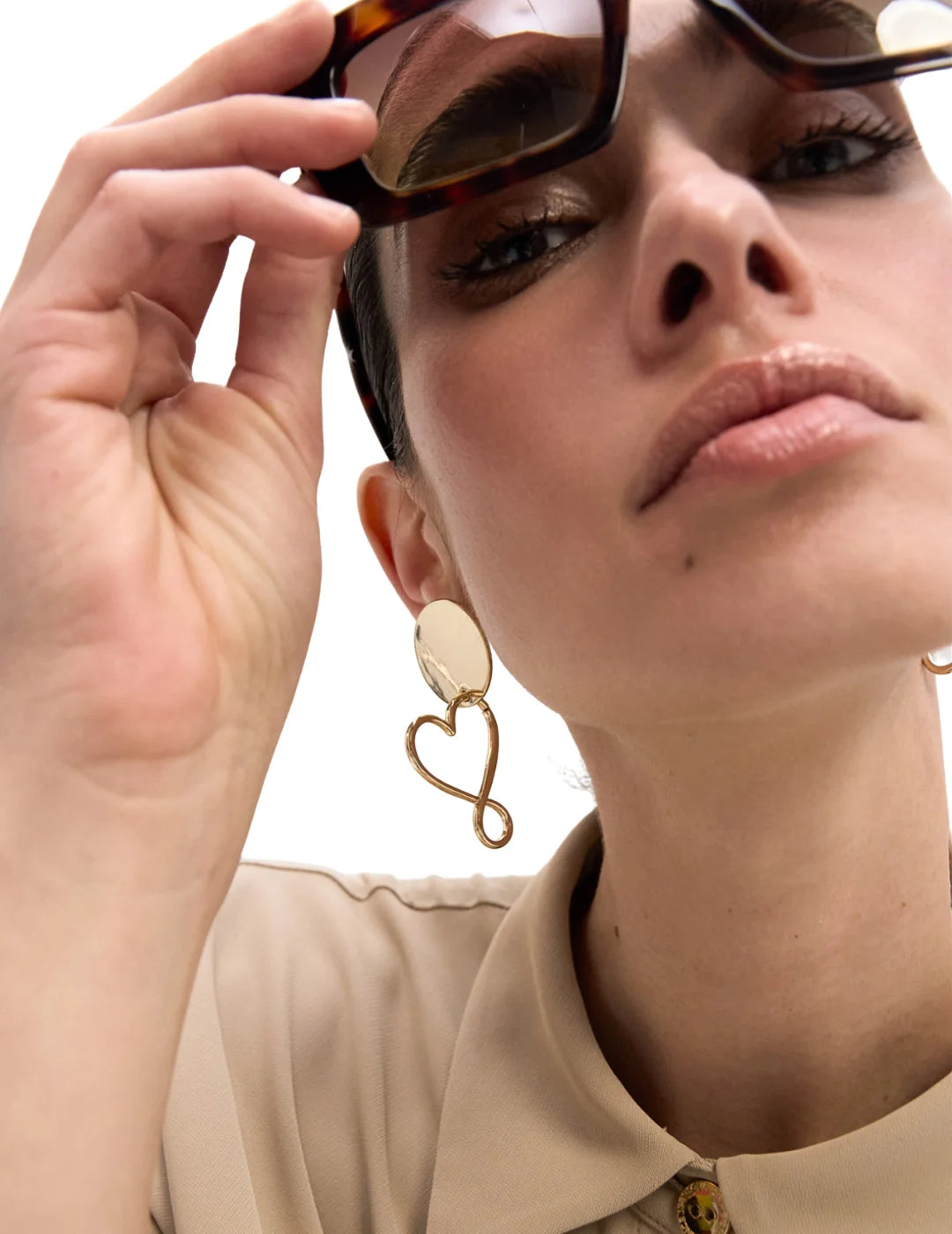 Pendientes Lola Casademunt Corazón Infinito Dorado | Bicos de Fío