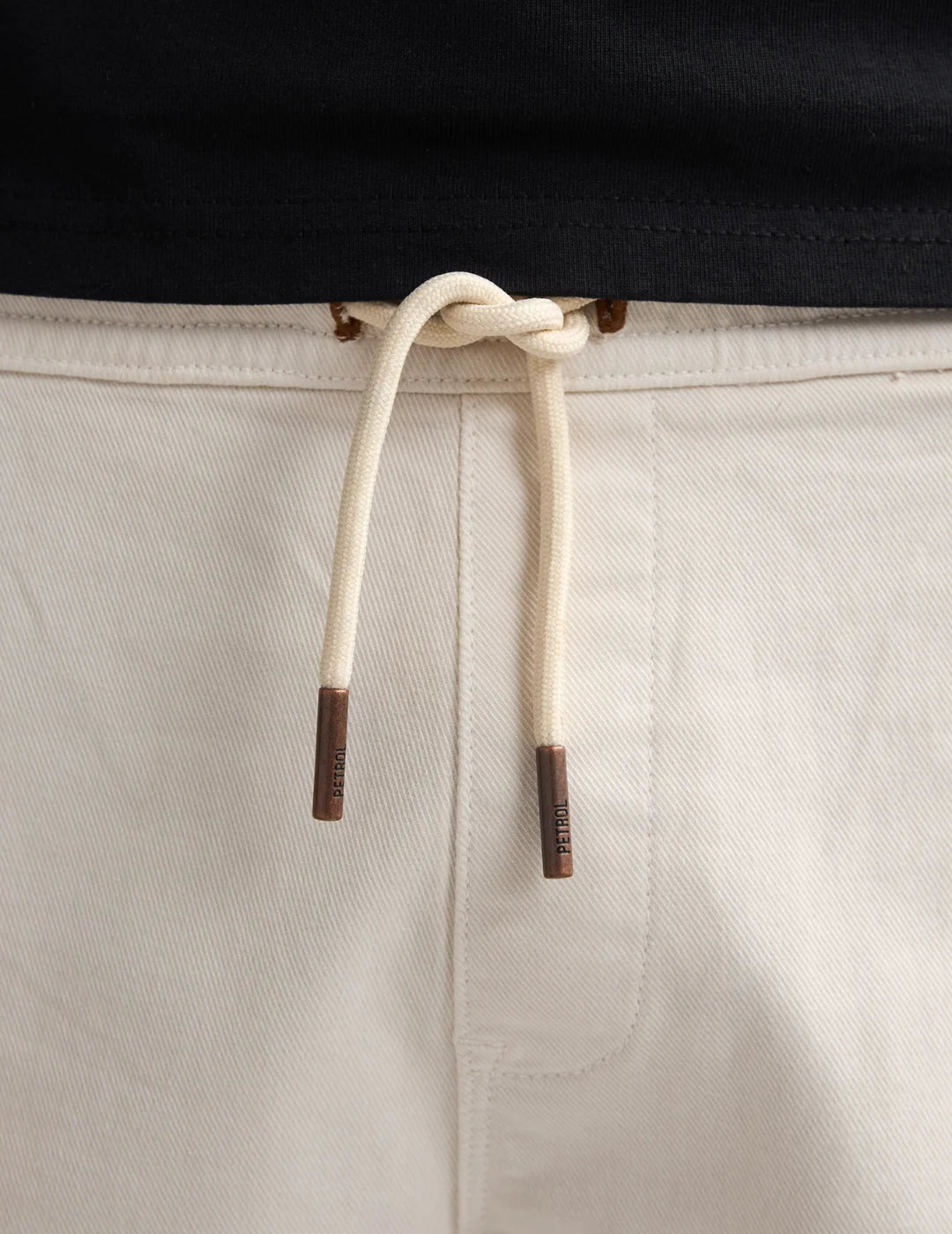 Pantalón Corto Chino Petrol Industries SHO527 Crudo | Bicos de Fío