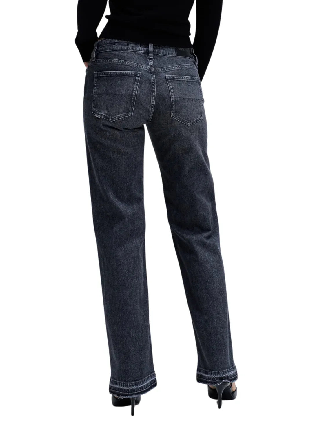Vaqueros Low Rise Straight Salsa Jeans Negro | Bicos de Fío