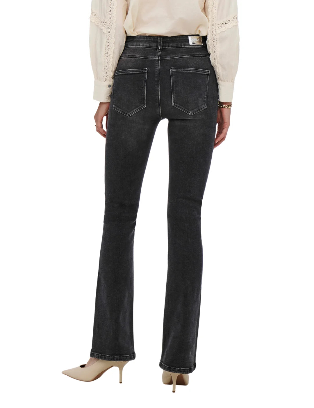 Vaqueros Acampanados ONLY Mila Negro | Bicos de Fío