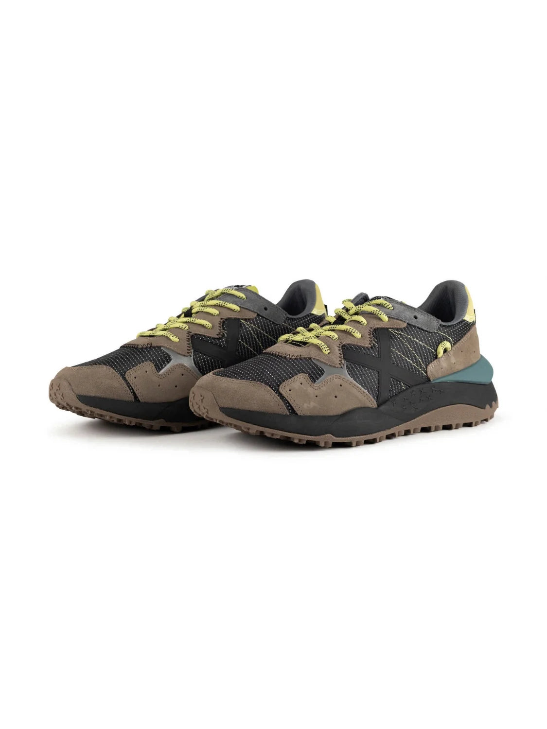 Zapatilla Munich Shibuya 49 Negro | Bicos de Fío
