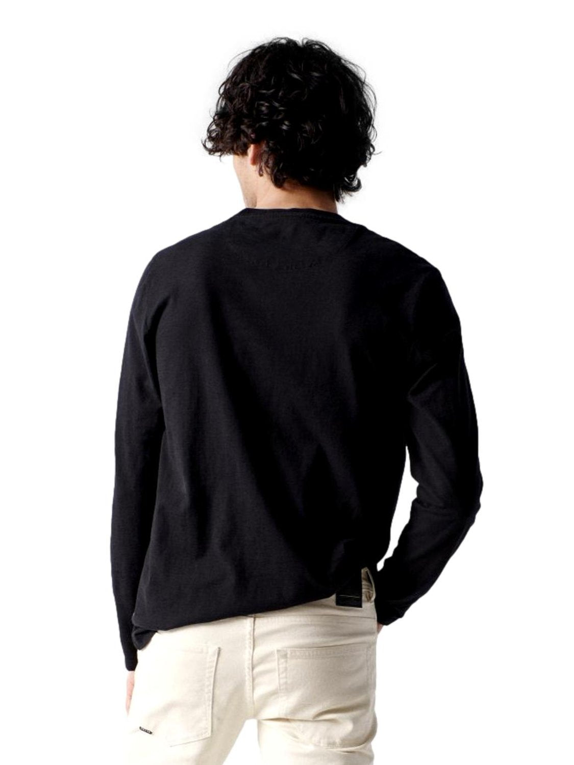 Camiseta de manga larga con bolsillo Salsa Negro - Bicos de Fío