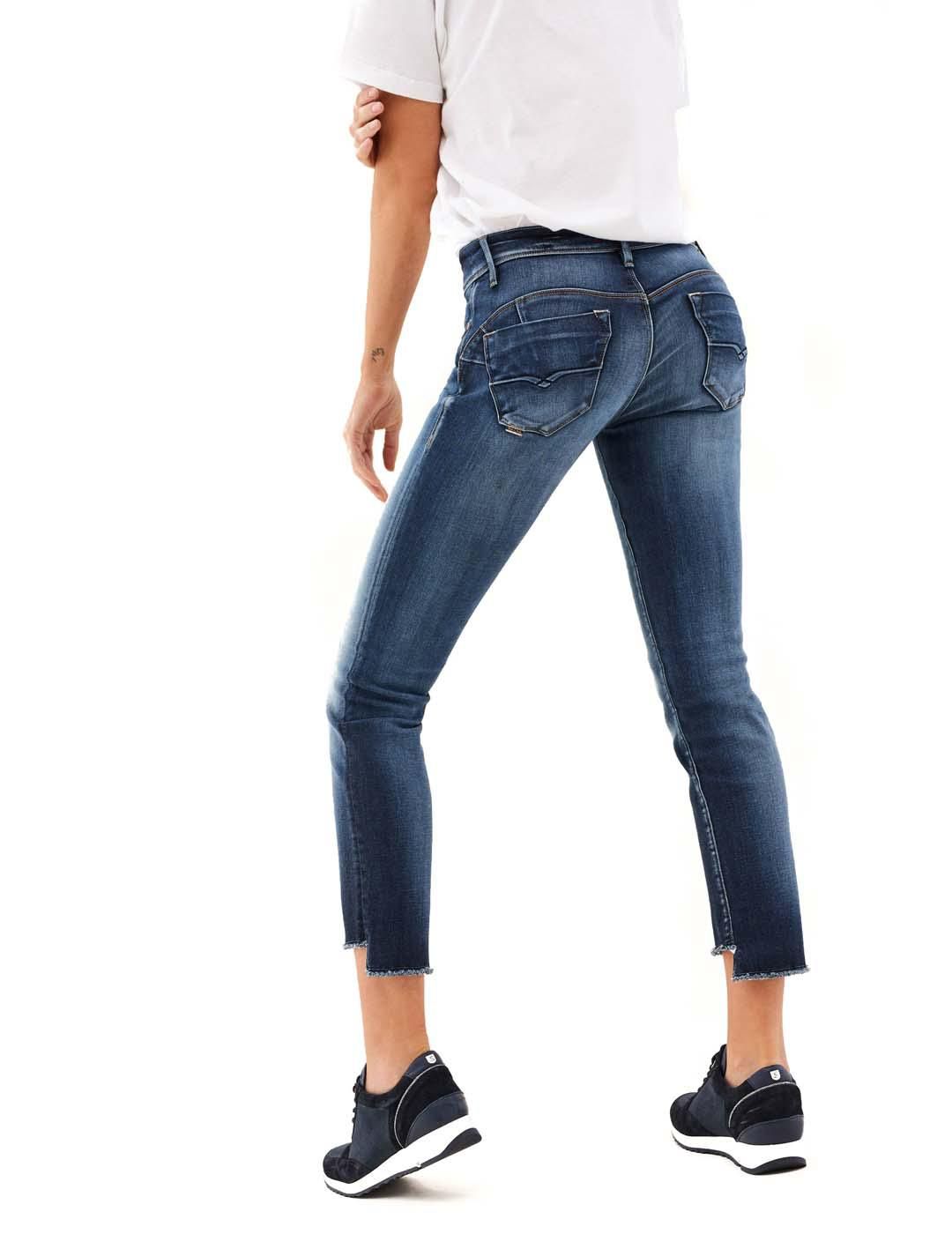 Vaqueros Salsa Jeans Wonder Push Up Capri Premium Wash - Bicos de Fío
