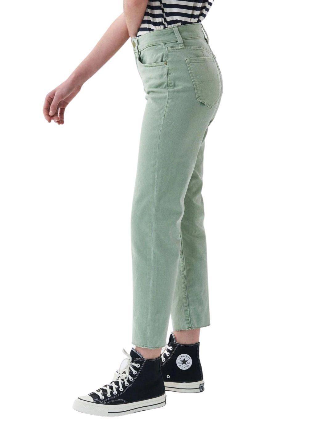 Vaqueros Salsa Jeans True Cropped Slim Verde - Bicos de Fío